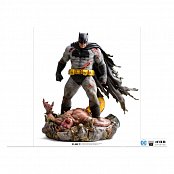 Batman: The Dark Knight Returns Diorama 1/6 Batman 38 cm