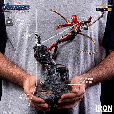 Avengers: Endgame BDS Art Scale Statue 1/10 Iron Spider vs Outrider 36 cm --- DAMAGED PACKAGING