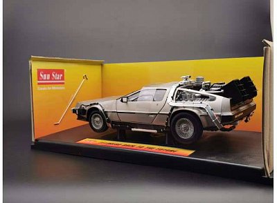 Back to the Future Diecast Model 1/18 1983 DeLorean