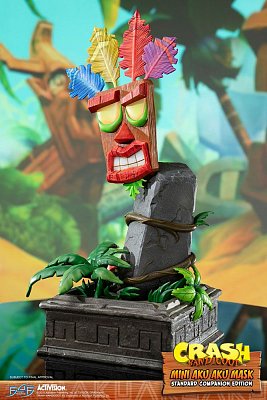 Crash Bandicoot Statue Mini Aku Aku Mask 40 cm