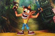 Crash Bandicoot Ultra Deluxe Action Figure Crash with Aku Aku Mask 14 cm