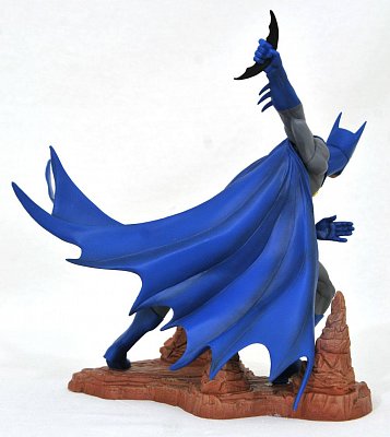 DC Comic Gallery PVC Statue Batman by Neal Adams Exclusive 28 cm