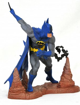 DC Comic Gallery PVC Statue Batman by Neal Adams Exclusive 28 cm