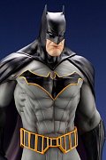 DC Comics ARTFX PVC Statue 1/6 Batman (Batman: Last Knight on Earth) 30 cm