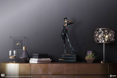 DC Comics Premium Format Figure Catwoman 53 cm