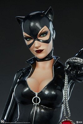 DC Comics Premium Format Figure Catwoman 53 cm