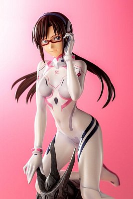 Evangelion 4 PVC Statue 1/6 Mari Makinami Illustrious White Plugsuit Ver. 24 cm