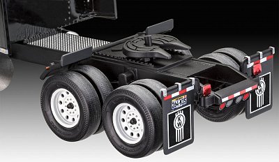 Kiss Model Kit 1/32 Tour Truck 55 cm