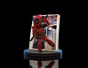 Marvel Q-Fig Diorama Deadpool 4D 10 cm
