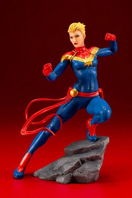 Marvel Universe Avengers Series ARTFX+ PVC Statue 1/10 Captain Marvel 17 cm