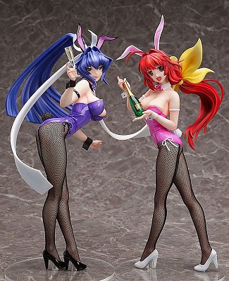 Muv-Luv Alternative PVC Statue 1/4 Sumika Kagami Bunny Ver. 42 cm