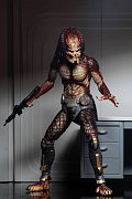 Predator 2018 Action Figure Ultimate Fugitive Predator (Lab Escape) 20 cm
