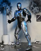 RoboCop Action Figure Ultimate Battle Damaged RoboCop with Chair 18 cm