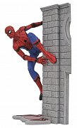 Spider-Man Homecoming Marvel Gallery PVC Statue Spider-Man 25 cm --- DAMAGED PACKAGING