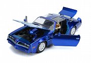Stephen King\'s It Diecast Model 1/24 Pontiac Firebird