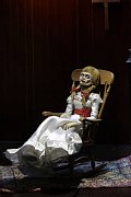 The Conjuring Universe Action Figure Ultimate Annabelle (Annabelle 3) 15 cm --- DAMAGED PACKAGING