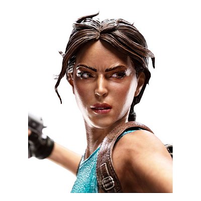 Tomb Raider Statue 1/4 Lara Croft The Lost Valley 80 cm - Severely damaged packaging