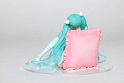 Vocaloid PVC Statue Hatsune Miku Casual Wear Ver. 12 cm --- DAMAGED PACKAGING