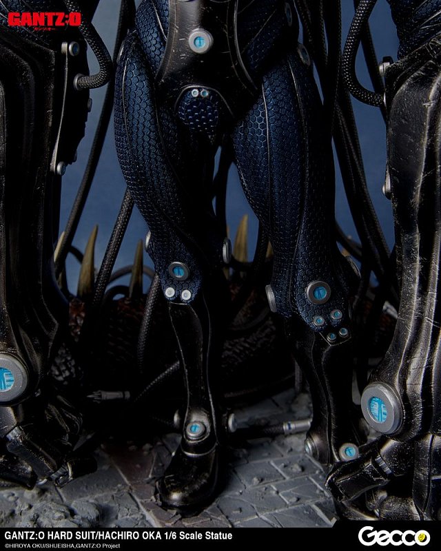Gantz O Statue 1 6 Hachiro Oka Hard Suit 57 Cm Damaged Packaging