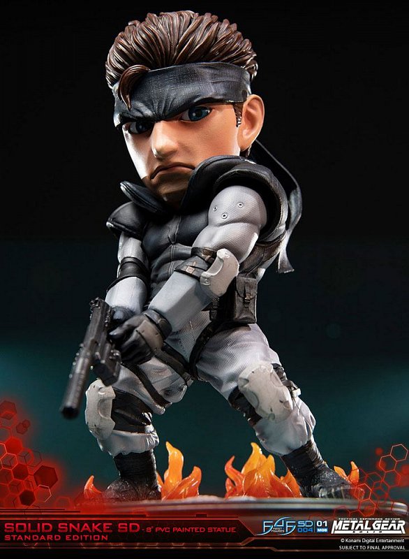 Metal Gear Solid PVC SD Statue Solid Snake 20 cm 